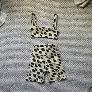 WeWoreWhat workout set